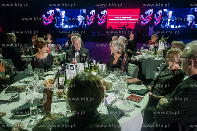 Gdansk. Centrum konferencyjno-wystawiennicze Amber...