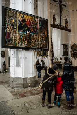 Gdansk. Bazylika Mariacka. Nowe miejsce ekspozycji...