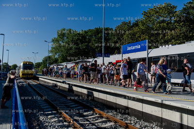 Dworzec kolejowy w Jastarni. 19.08.2015 fot. Mateusz...