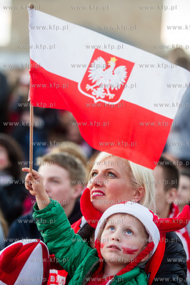 Gdansk. Targ Weglowy. Strefa kibica, gdzie mieszkancy...