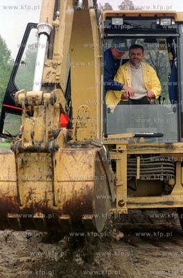 Prezydent Gdyni Wojciech Szczurek wbja pierwsza lyche...