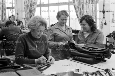 Linia produkcyjna Spółdzielni Pracy Plastyk w Elblągu....