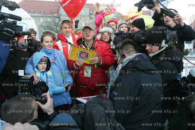 Final XVII WOSP rozpoczal sie w Szczecinie, gdzie na...