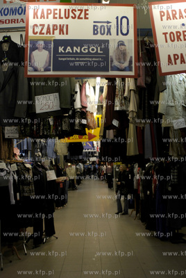 Centrum Handlowe Gildia Gdanska przy Targu Siennym...