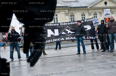Krakow. Doroczna demonstracja feministyczna organizowana...