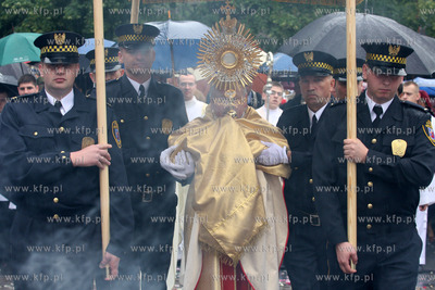Szczecin. Papieska procesja Bozego Ciala, ulicami Szczecina...