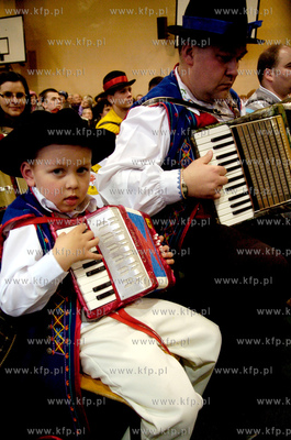 W Slupsku odbyl sie Dzien Jednosci Kaszubow. Jednym...