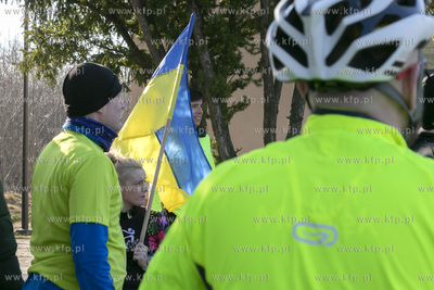 Bieg wsparcia dla Ukrainy.  Dochód z akcji przeznaczony...