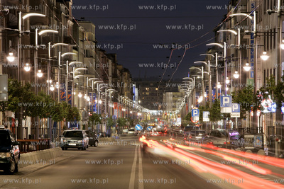 Gdynia, ul. Swietojanska. 19.06.2006 fot. Wojtek Jakubowski...