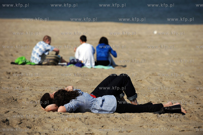 Wiosna na plazy w Gdansku Brzeznie.26.03.2010fot....