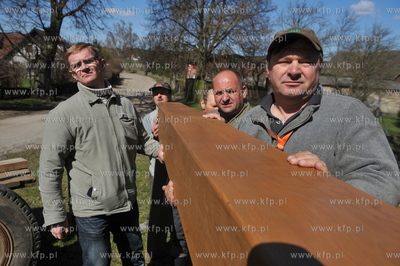 Mieszkancy Sulmina na Kaszubach usuneli 30 letni i...