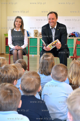 Zaproszenie dzieci z Przedszkola sw. Jana de La Salle...