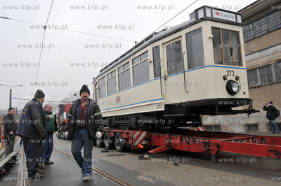 Gdansk - Zajezdnia Tramwajowa Wrzeszcz. Rozladunek...
