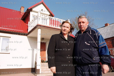 Andrzej Lepper z zona Irena - lider Samoobrony, v-ce...