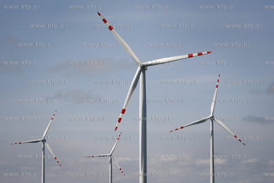 Elektrownia wiatrowa w okolicach Jastrzebiej Gory....