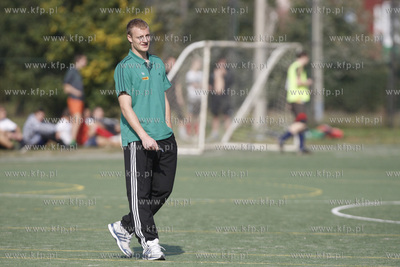 Gdansk Zaspa. Pilkarski turniej dzikich druzyn Do przerwy...