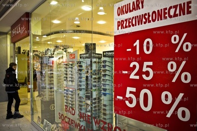 Centrum handlowe Manhattan w Gdańsku Wrzeszczu. Wyprzedaże....