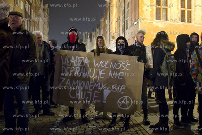Długi Targ w Gdańsku. Demonstracja Komitetu Obrony...