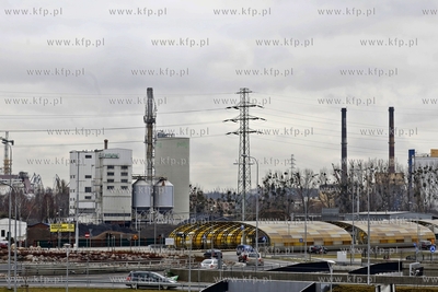 Znika hałda kruszywa z placu u zbiegu ul. Marynarki...