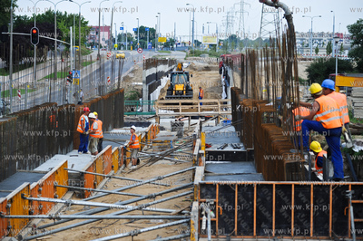 Gdansk. Budowa ulicy Nowej Lodzkiej oraz nowej lini...