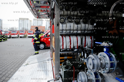 Gdansk. Komenda Wojewodzkiej PSP w Gdansku. Przekazanie...