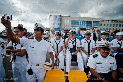 Gdynia. Skwer Kosciuszki. Wielki Mecz Koszykowki pomiedzy...