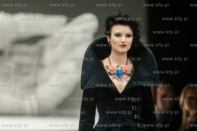 Gdańsk. Teatr Szekspirowski. Gala Bursztynu i Mody...