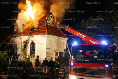 Pozar kosciola w Sulminie 28.08.2005 fot. Rafal Lasota...