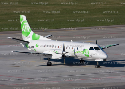 Gdansk, Rebiechowo. Nz. Saab 340 linii SprintAir.
21.04.2009
fot....