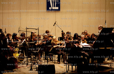 Slupsk

W Slupsku trwa 44 Festiwal Pianistyki Polskiej....