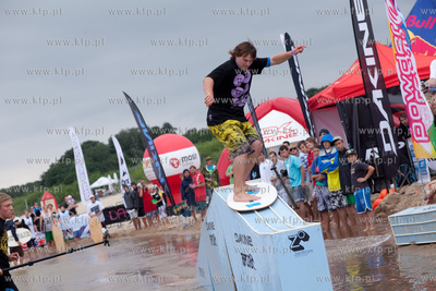Gdansk Jelitkowo Nz zawody II edycji Polish Skimboarding...