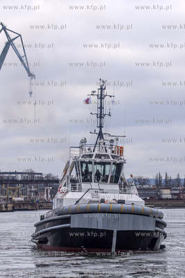 SD Tempest, holownik typu RotorTug z trzema pędnikami...