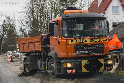 Gdańsk Osowa. Prace budowlane na skrzyżowaniu ulic...