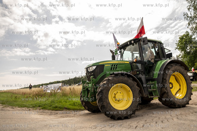 Godętowo. Protest Rolników, którzy wyjechali kilkunastoma...