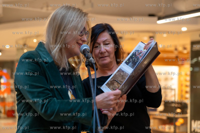 Gdańsk, Centrum Handlowe Manhattan. Spotkanie promocyjne...