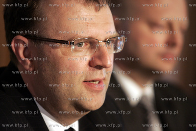 Konferencja prasowa  po pozarze w kosciele sw. Katarzyny...