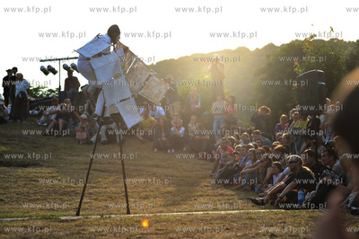 XIII edycja Festiwalu Teatrow Ulicznych FETA. FETA...