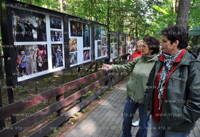 Z okazji 100 lecia Opery Lesnej w Sopocie na jej terenie...