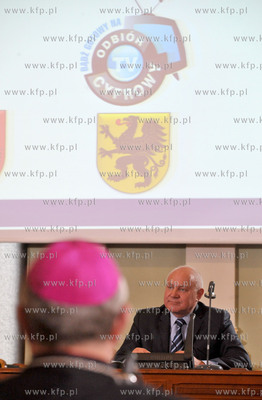 Gdansk, Nowy Ratusz. Konferencja Szanse Oddzialow Terenowych...