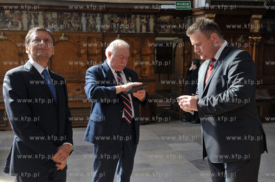 Mitt Romney, kandydat Partii Republikanskiej na prezydenta...