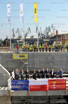 Gdansk, ul. Ku Ujsciu. Chrzest maszyny TBM, ktora otrzymala...