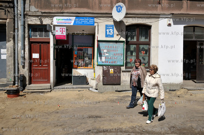 Gdansk. Dolne Miasto. Remont i przebudowa ulicy Lakowej....