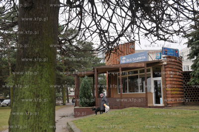 Gdańsk deptak na Żabiance. Restauracja Bata Grill...