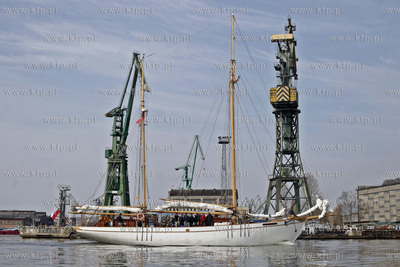 Zatoka Gdanska. Proba morska wyremontowanego zaglowca...