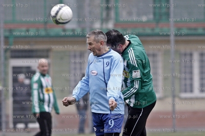 Gdansk. Boisko przy ul. Traugutta.  Noworoczny mecz...