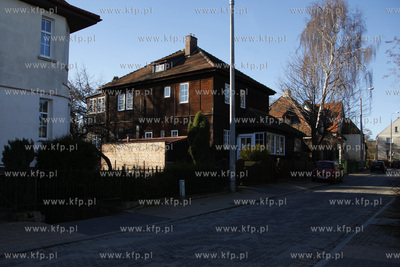 Domy przy ul. Mieroslawskiego w Sopocie.
12.03.2014
fot....