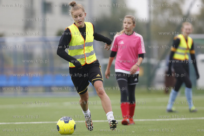 Gdansk Zaspa. Pilkarski turniej dzikich druzyn Do przerwy...