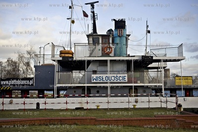 Z powodu silnego wiatr nie pływa prom Wisłoujście.
03.02.2016
fot....