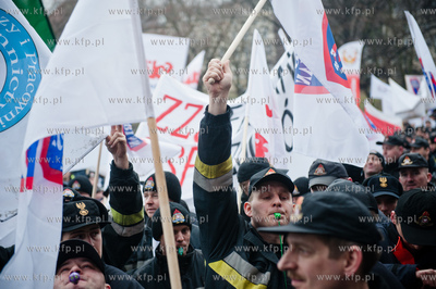 Gdansk. Pikieta Federacji Zwiazkow Zawodowych Sluzb...
