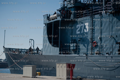 Gdynia. Oksywie. Port Marynarki Wojennej. Fregata rakietowa...